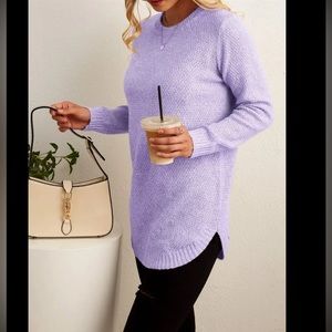 Light purple curved hem sweater size Xl